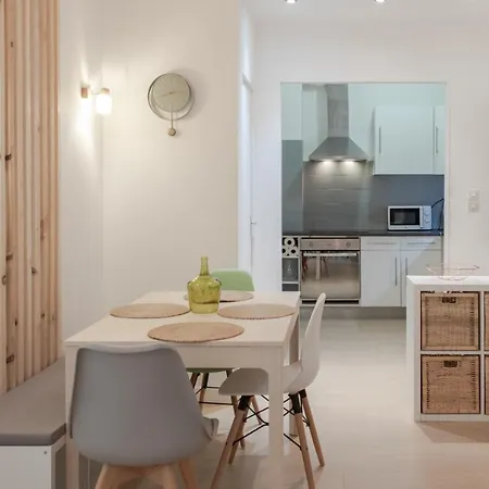 26 , La Riviera نيس